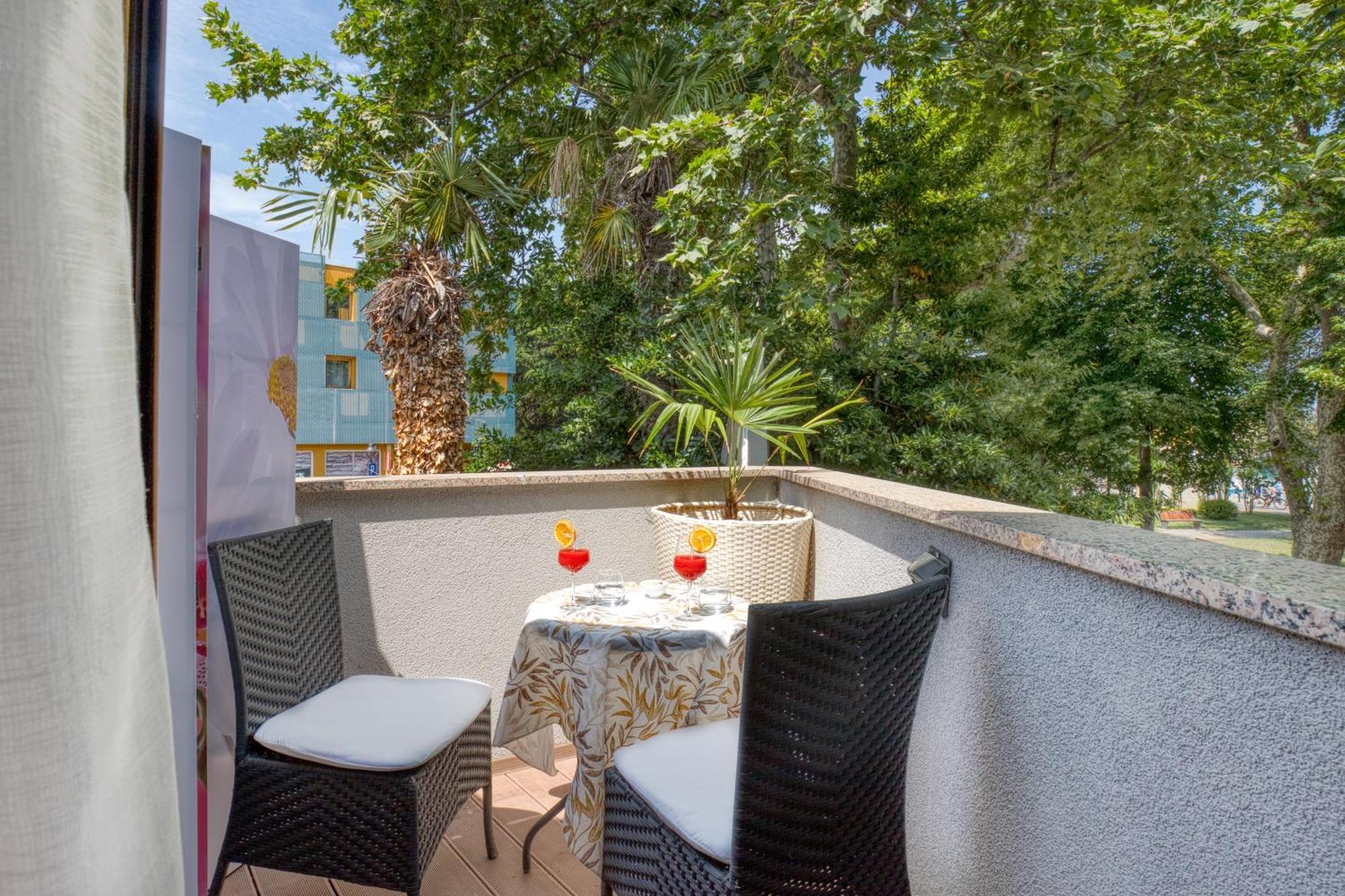 Boutique Hotel Santa Maria Novigrad Istria Exterior foto