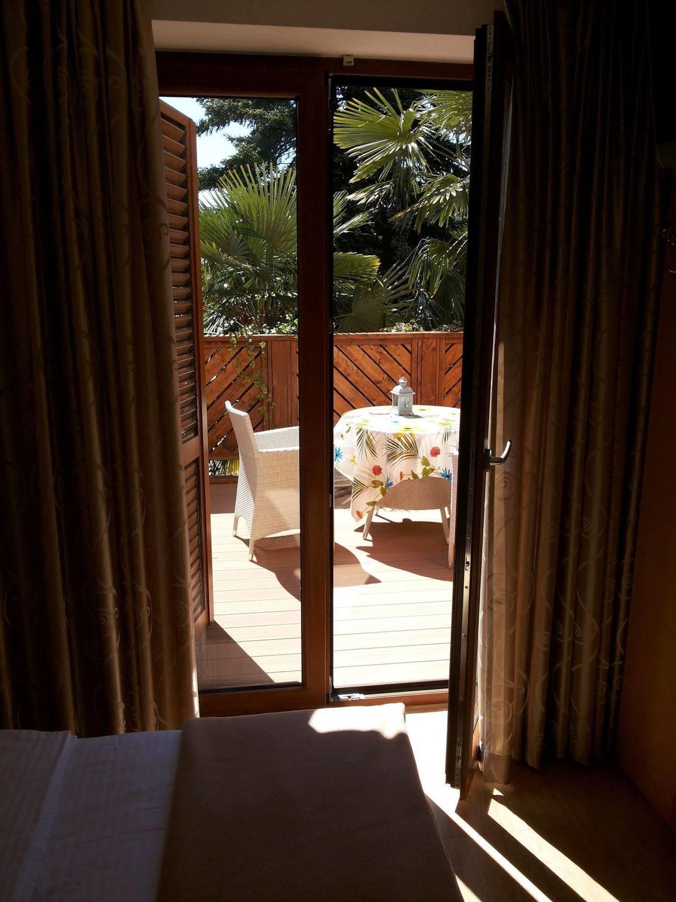 Boutique Hotel Santa Maria Novigrad Istria Exterior foto